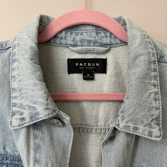 PacSun Denim Destructed Light Wash Jacket - Picture 2 of 5